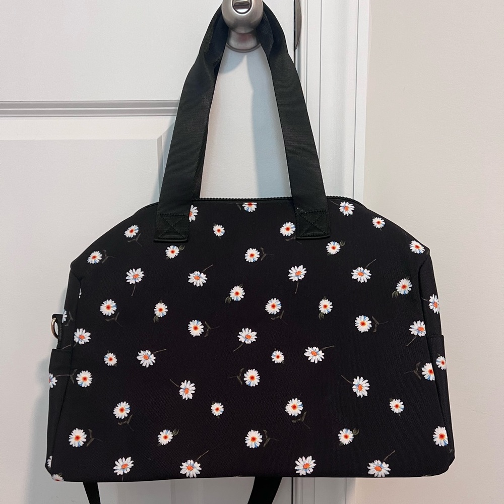 Overnight duffle bag
